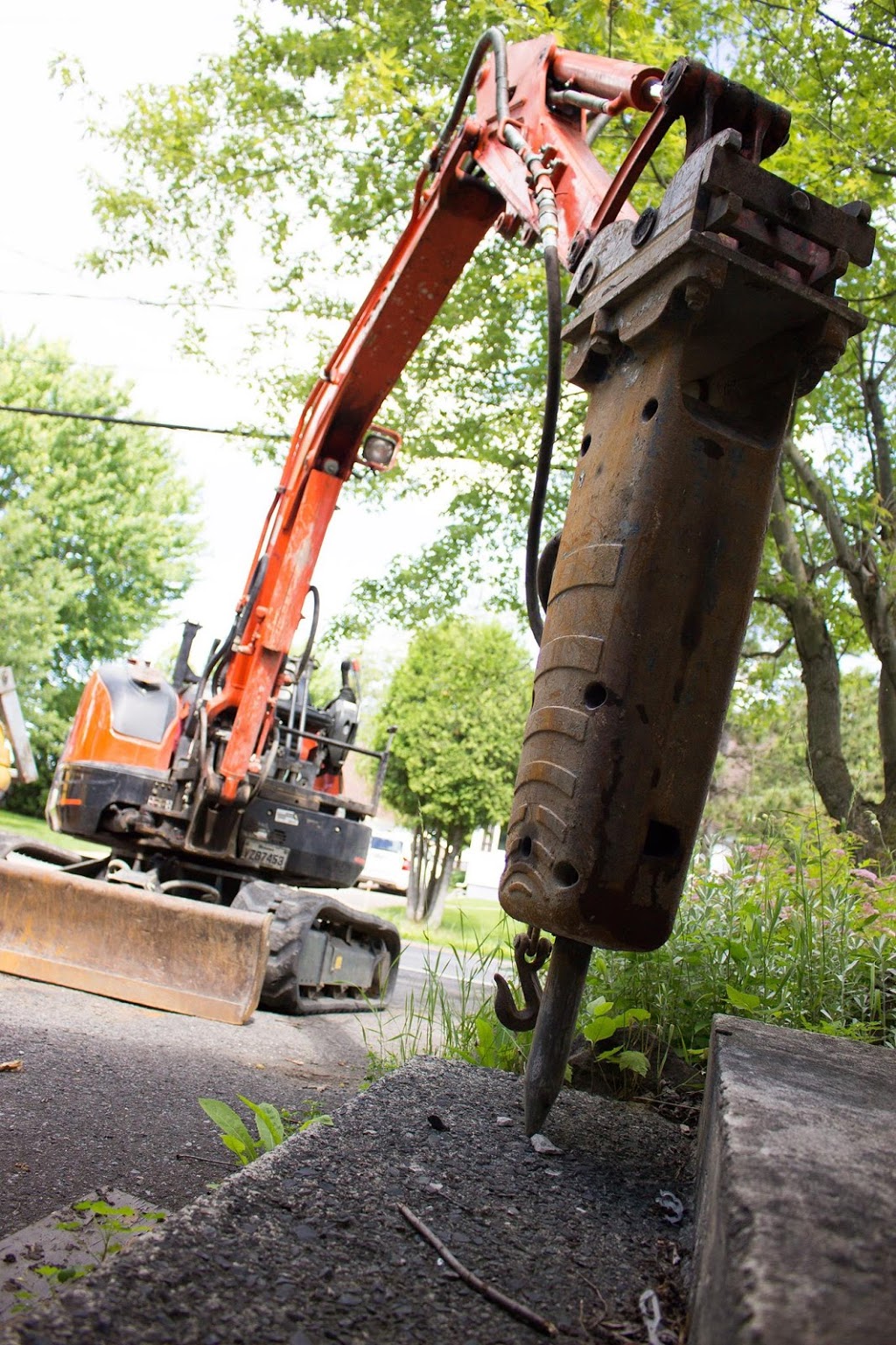 Mini-Excavation M.B | 2 Rue Gamache, Saint-Mathias-sur-Richelieu, QC J3L 6E8, Canada | Phone: (514) 942-4240