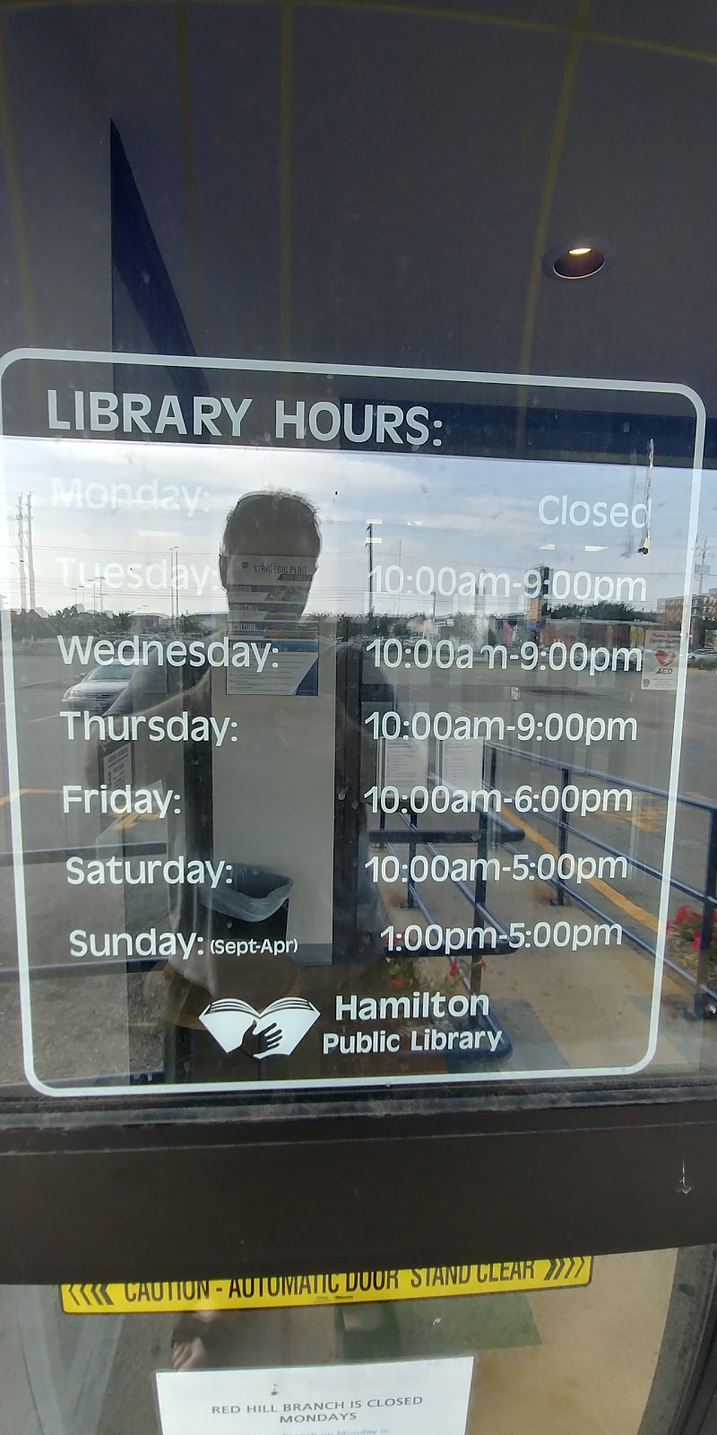 Hamilton Public Library - Red Hill Branch | 695 Queenston Rd, Hamilton, ON L8G 1A1, Canada | Phone: (905) 546-2069