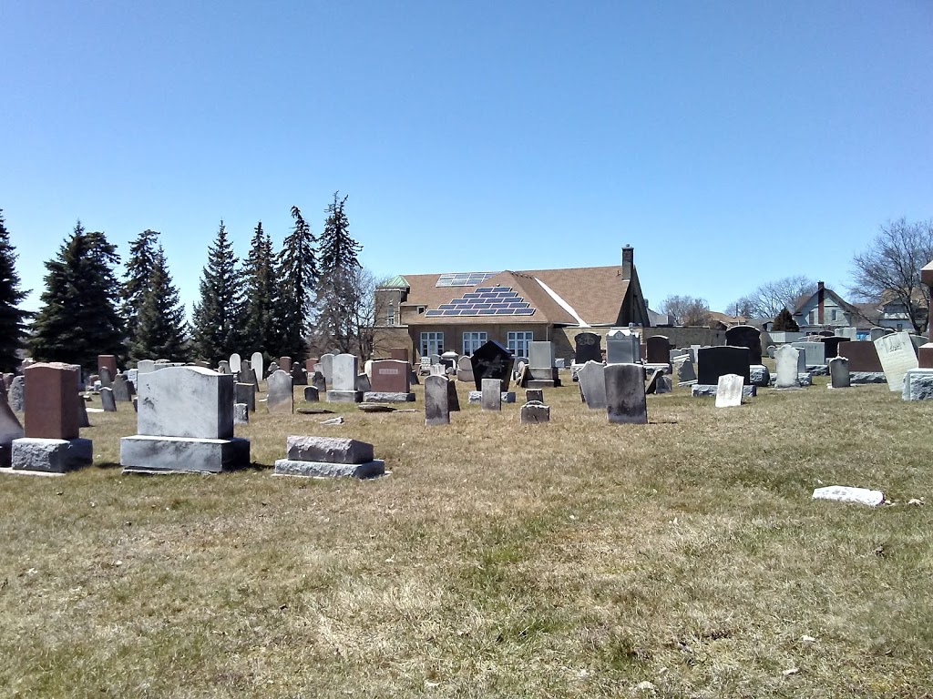 Saint Peters Lutheran Cemetery | 800 King St E, Kitchener, ON N2G 2M6, Canada | Phone: (519) 741-2964