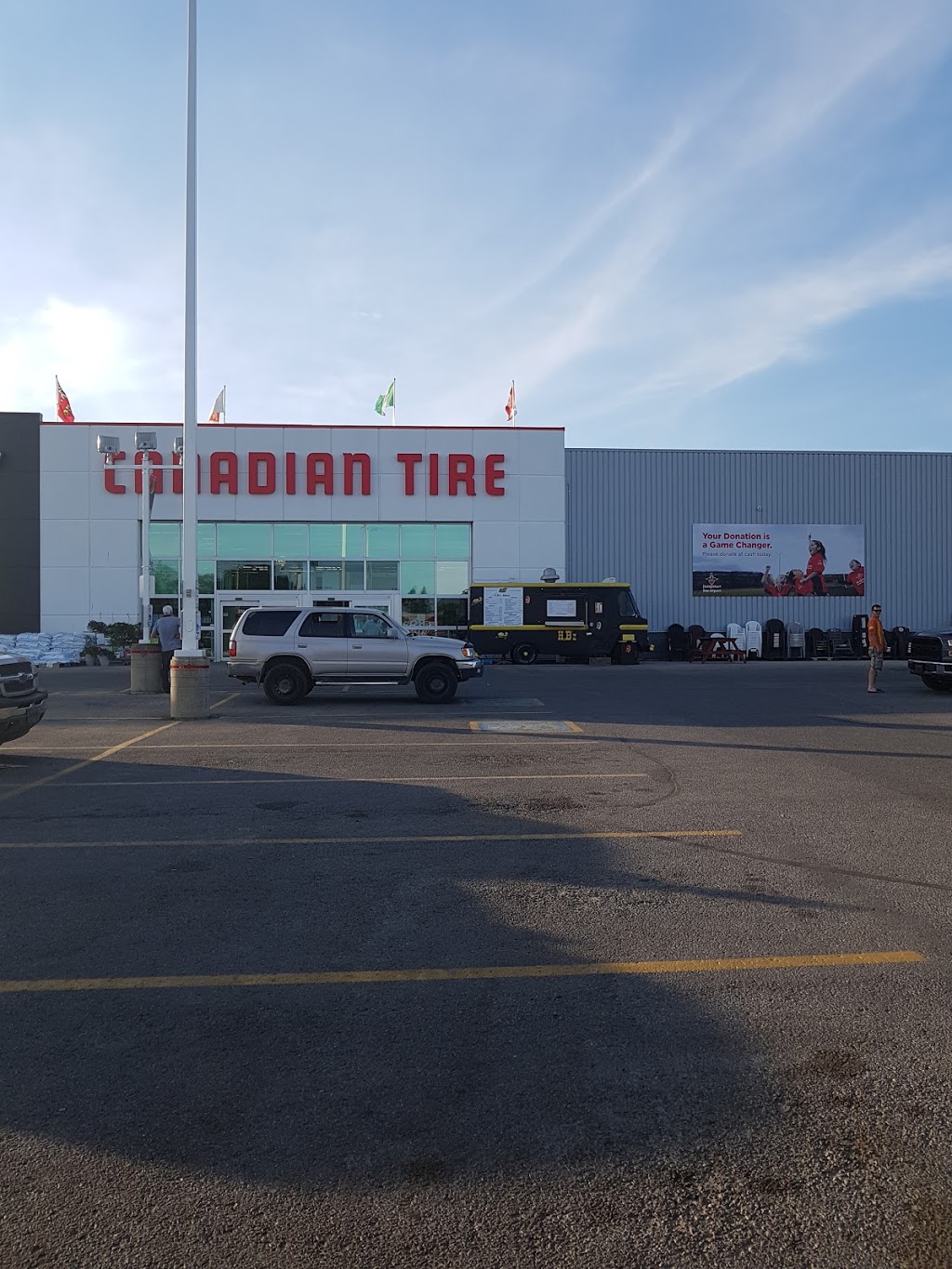 Canadian Tire | 896 10th St, Hanover, ON N4N 3P2, Canada | Phone: (519) 364-2870