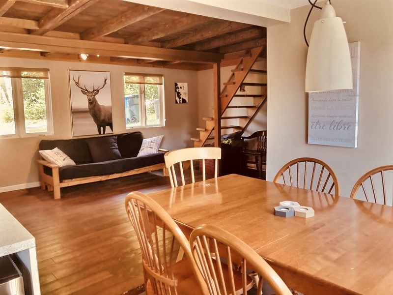 Le Petit Chalet du Lac Souris | 1670 Chemin des Pionniers, Saint-Mathieu-du-Parc, QC G0X 1N0, Canada | Phone: (450) 502-5138