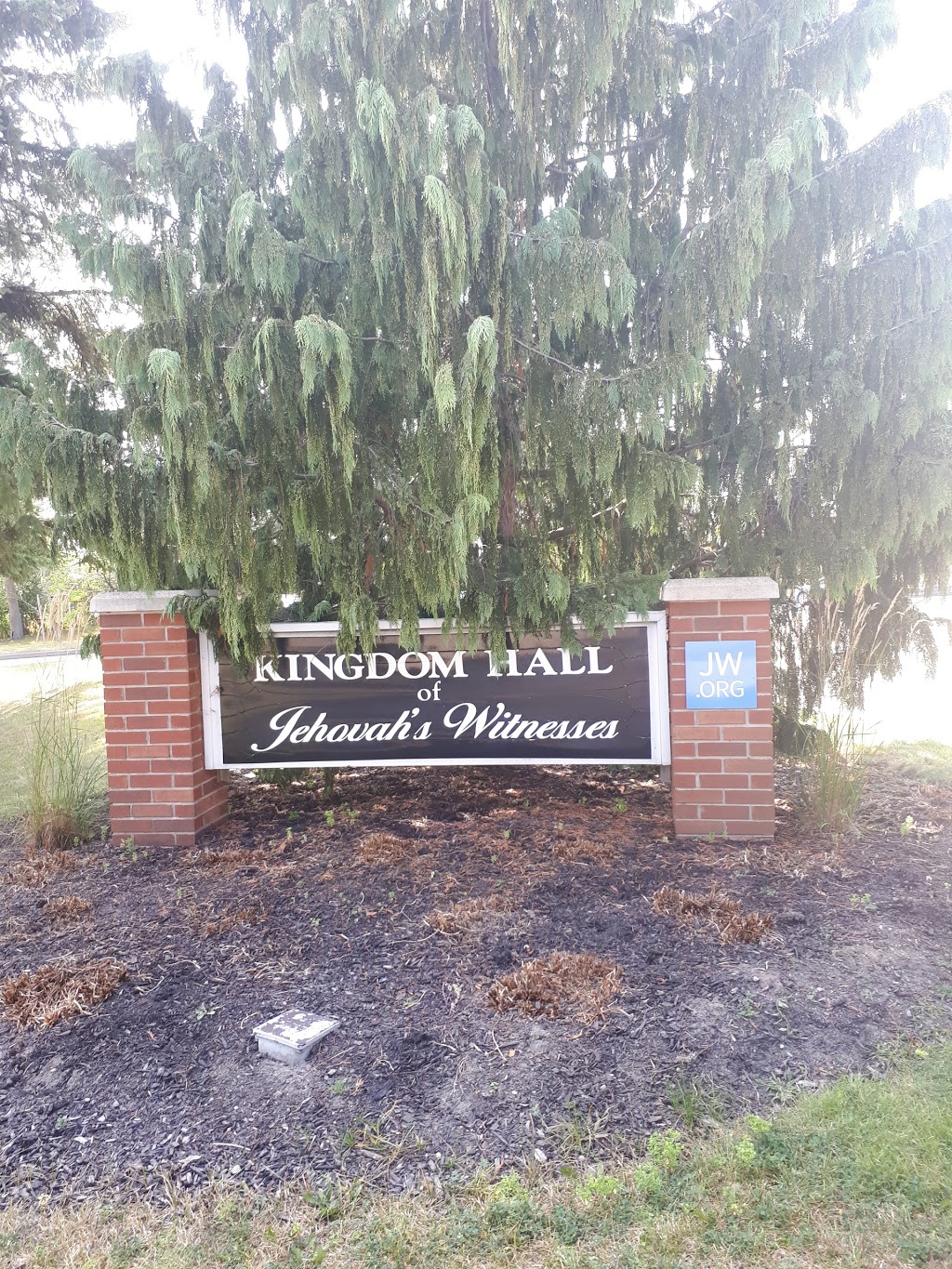 Kingdom Hall of Jehovahs Witnesses | 11 Torch Ln, Guelph, ON N1G 1V5, Canada | Phone: (519) 763-6407