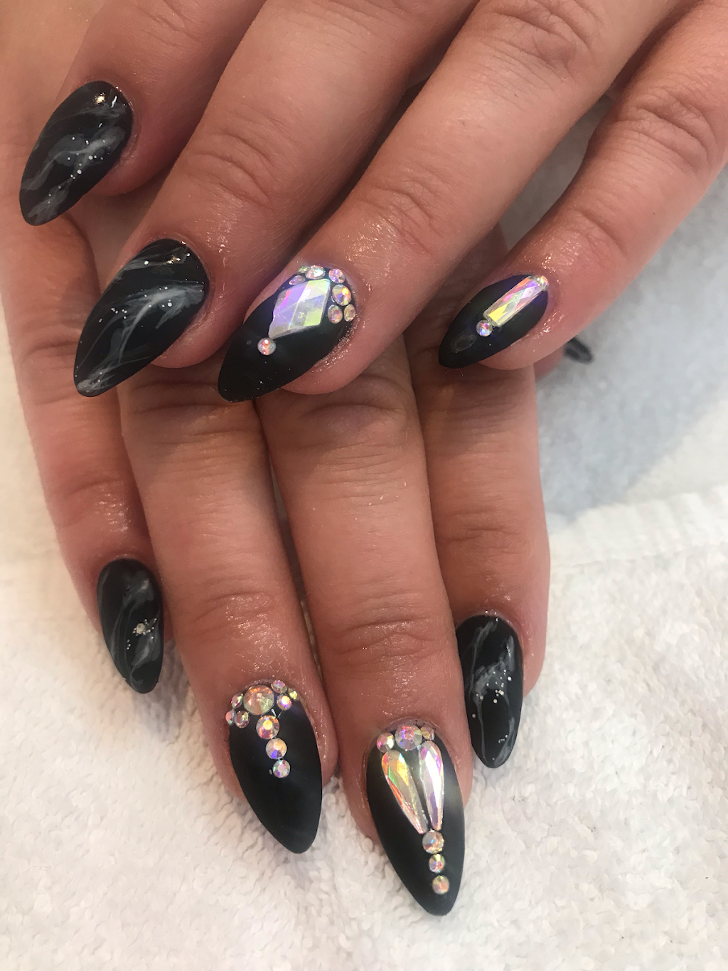 Ann Nails & Spa | 2428 Islington Ave, Etobicoke, ON M9W 3X8, Canada | Phone: (647) 748-2908