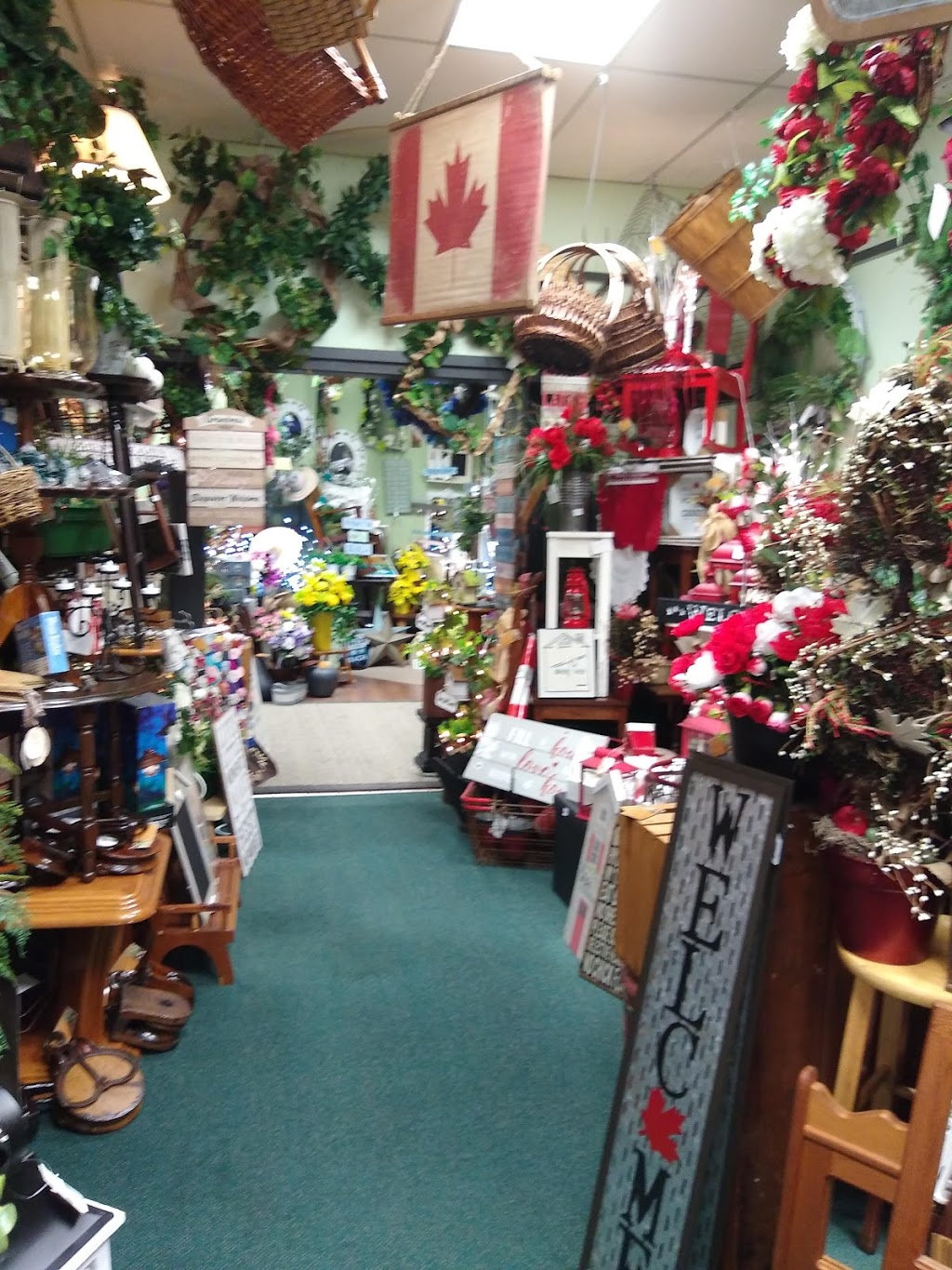 Cathys Crafts Lucknow | 603 Campbell St, Lucknow, ON N0G 2H0, Canada | Phone: (519) 525-3456