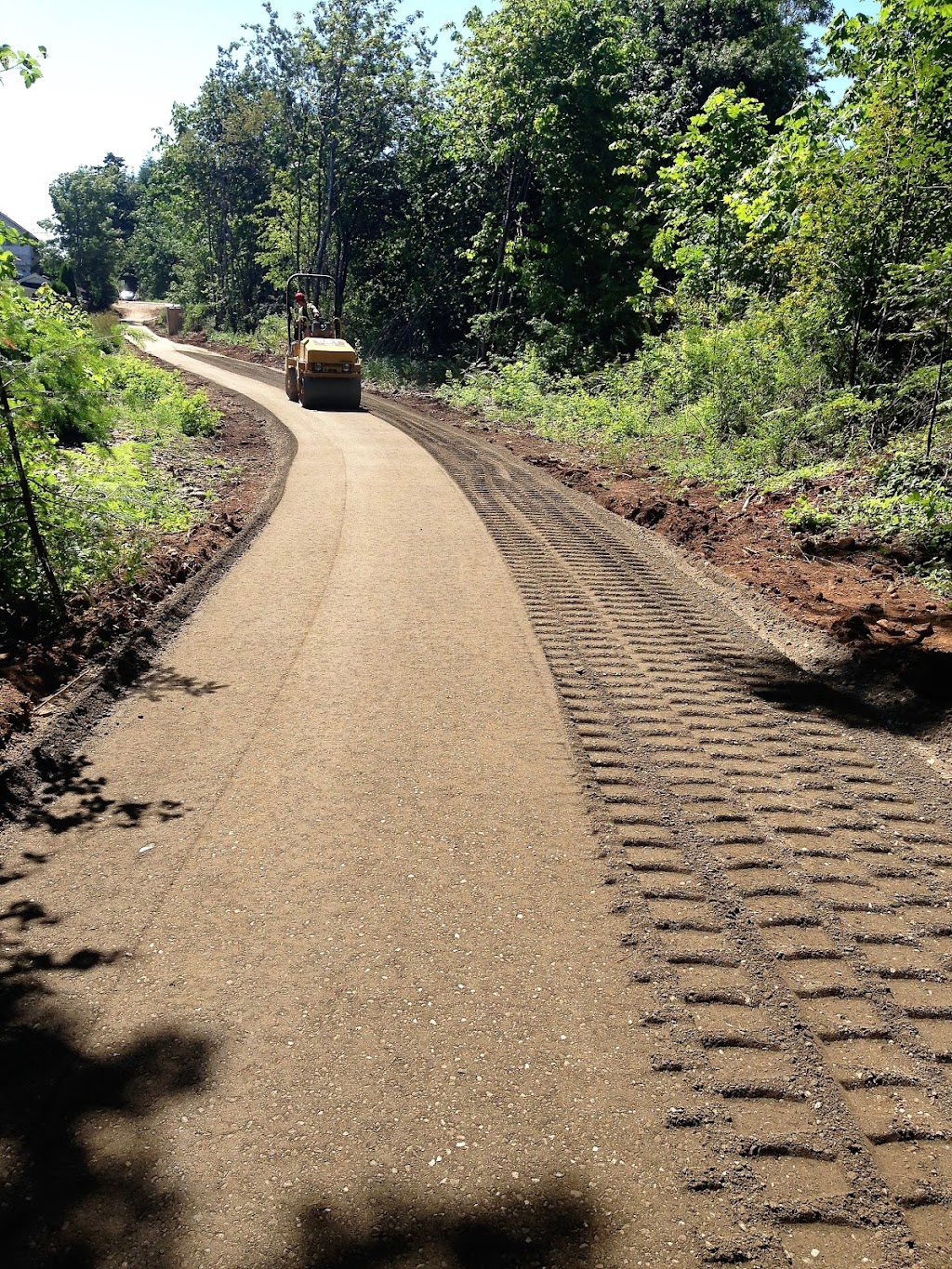 Comox Valley Bobcat & Excavating Ltd | 1936 Quenville Rd, Courtenay, BC V9J 1Y4, Canada | Phone: (250) 334-6734