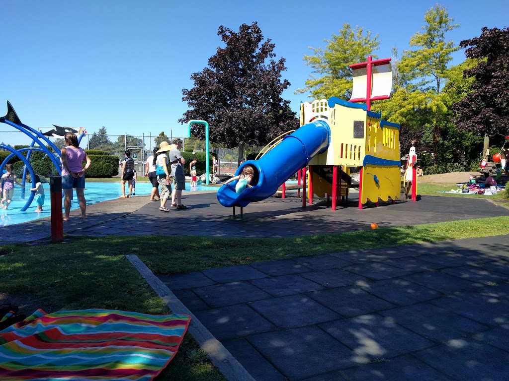 Carnarvon Rotary Waterpark | 2801 Henderson Rd, Victoria, BC V8R 3B5, Canada