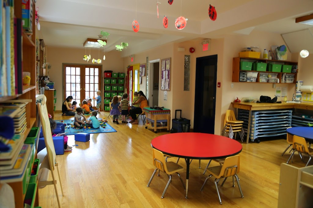 Kids Zone Daycare | 76 Constance St, Toronto, ON M6R 1S6, Canada | Phone: (416) 551-4354