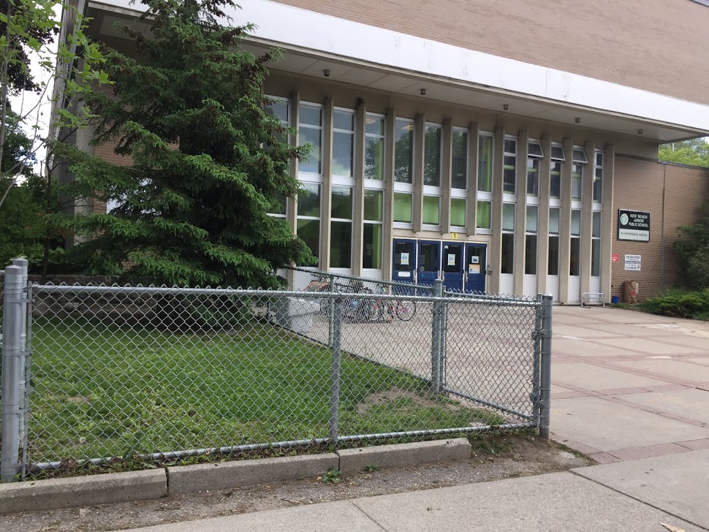 Kew Beach Junior Public School | 101 Kippendavie Ave, Toronto, ON M4L 3R3, Canada | Phone: (416) 393-1810