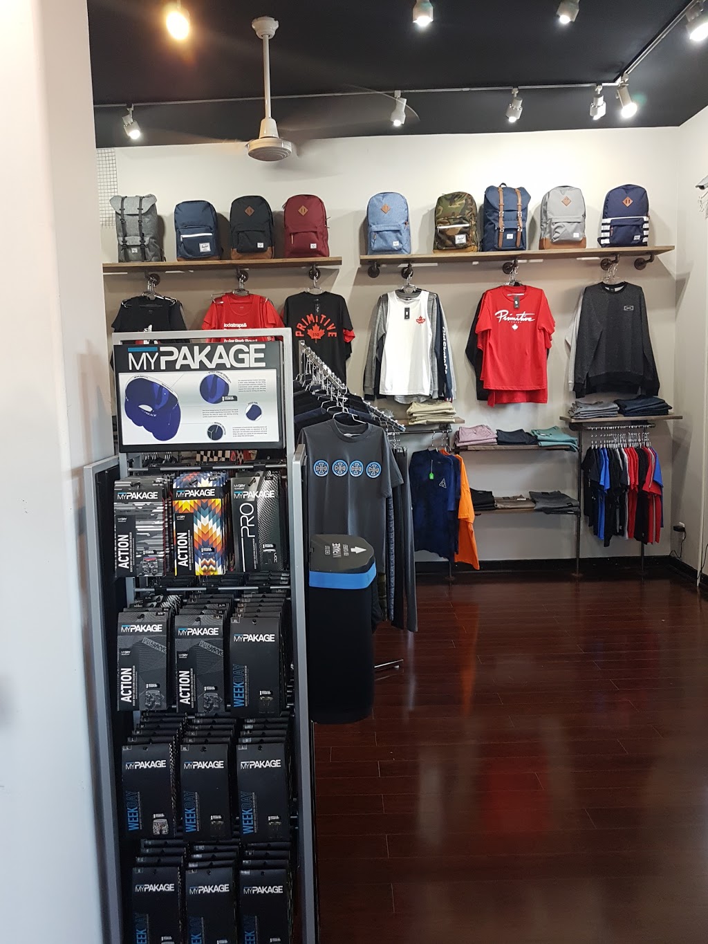 The Collective SK8 Shop | 62 Brant Ave, Brantford, ON N3T 3H1, Canada | Phone: (519) 758-9656