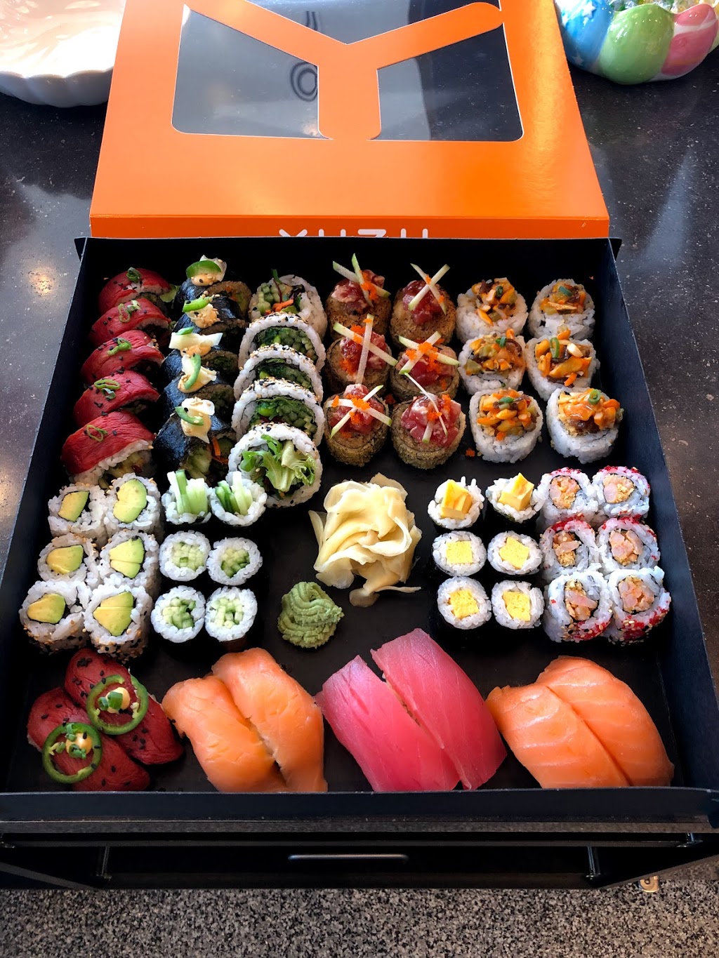 Yuzu sushi | 3734 Chemin de Chambly, Longueuil, QC J4L 1N8, Canada | Phone: (450) 679-1188