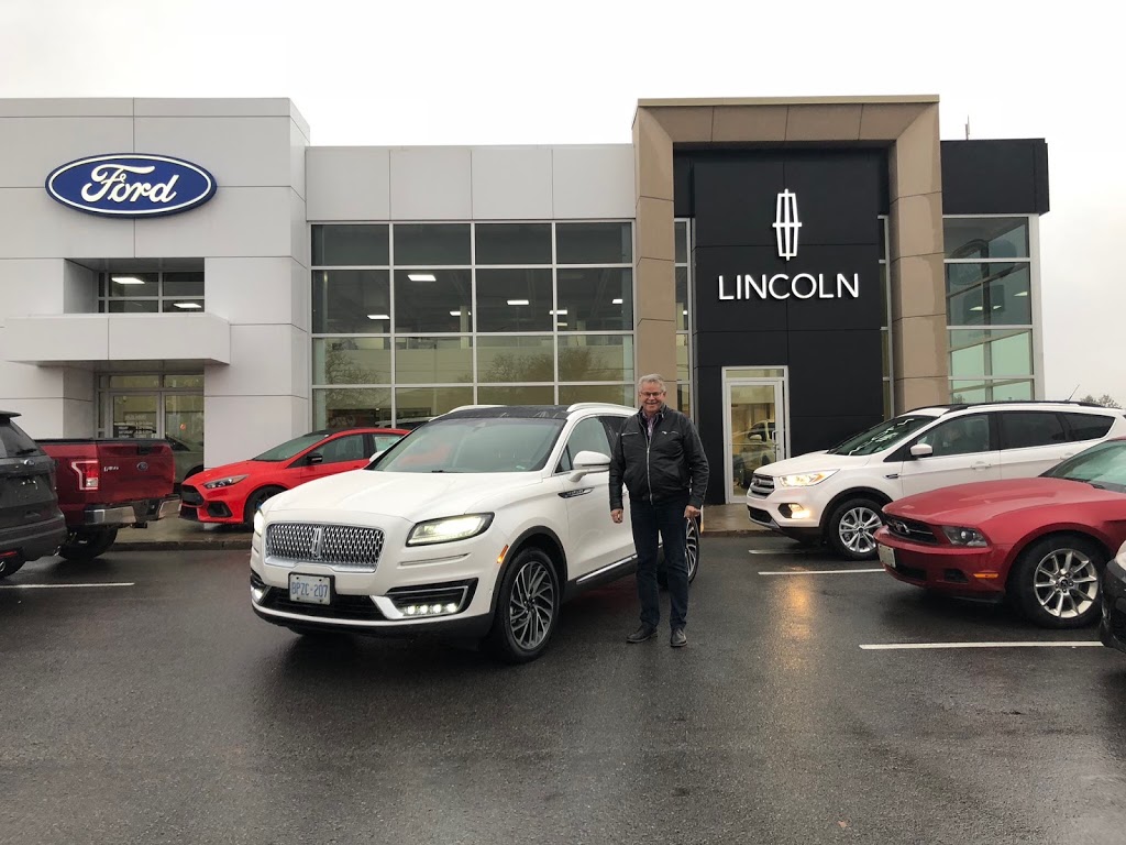 Lincoln Heights Lincoln | 1377 Richmond Rd, Ottawa, ON K2B 6R7, Canada | Phone: (613) 829-2128