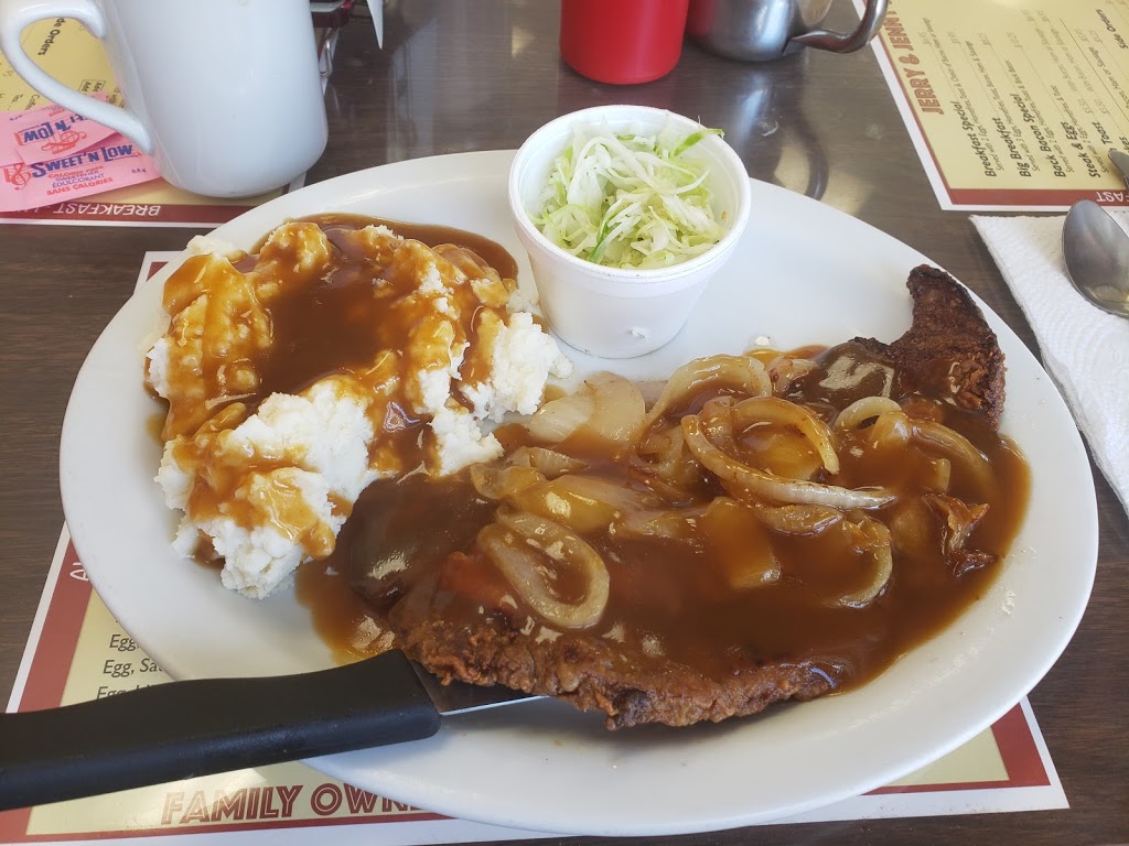 Jerry & Jennys Diner | 11256 Tecumseh Rd E, Windsor, ON N8R 1A8, Canada | Phone: (519) 735-1313