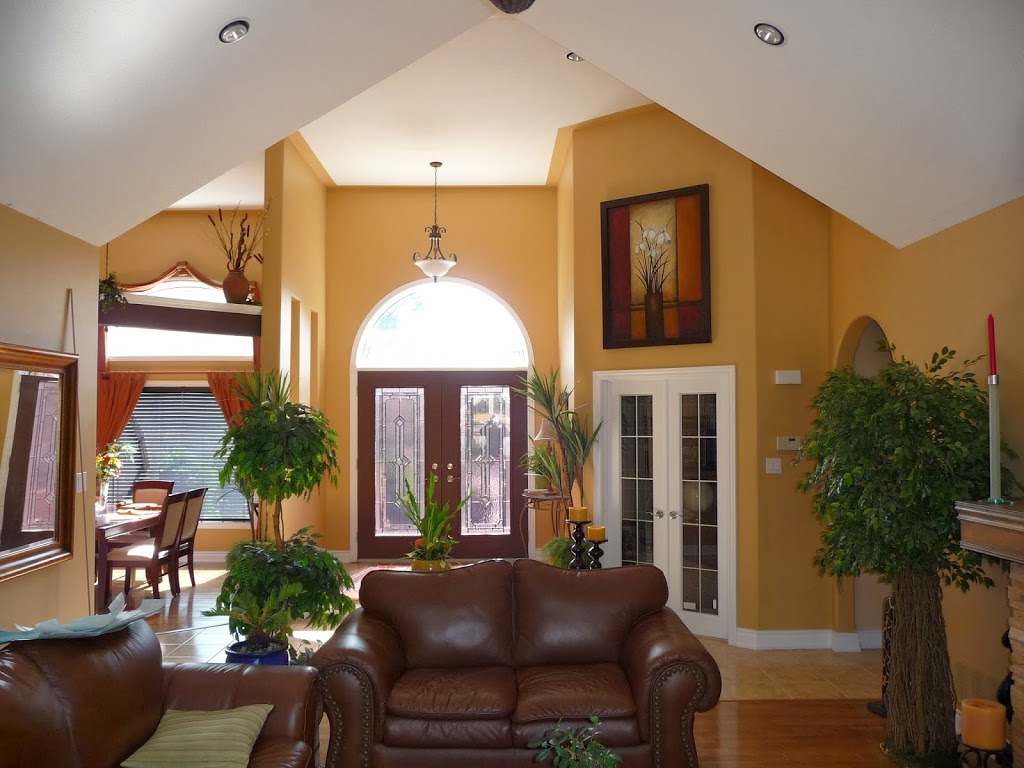 Housecalls Painting | 8 Snowshoe Trail, Barrie, ON L4N 7Z1, Canada | Phone: (705) 737-7770