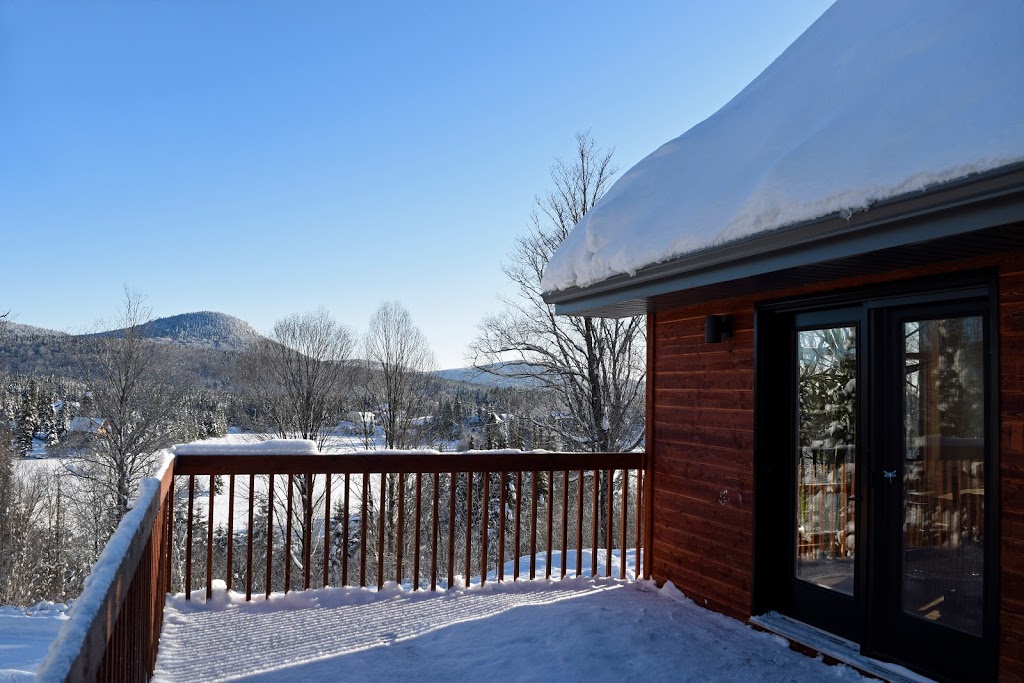 Gîte le Geai Bleu | 25 Chemin Fleming, Lac-Beauport, QC G3B 2K3, Canada | Phone: (418) 806-9990