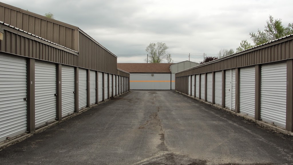 The Storage Mall | 6680 Lincoln Ave, Lockport, NY 14094, USA | Phone: (716) 393-4073