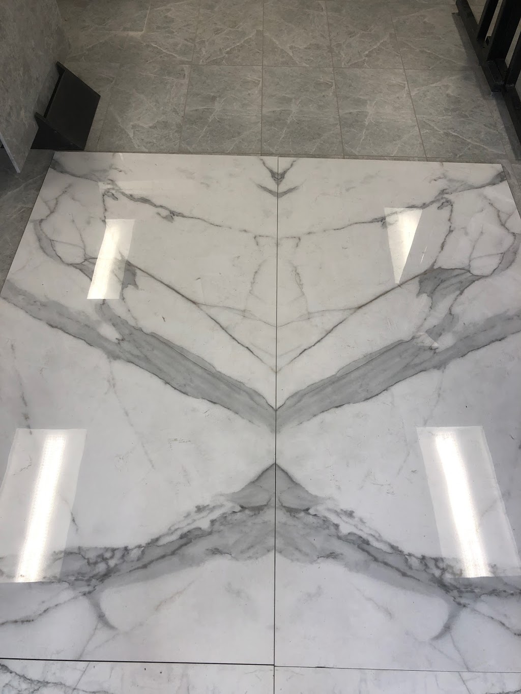 MR Tile & Design Inc. | 162 Bullock Dr Unit 12, Markham, ON L3P 1W2, Canada | Phone: (905) 294-4744