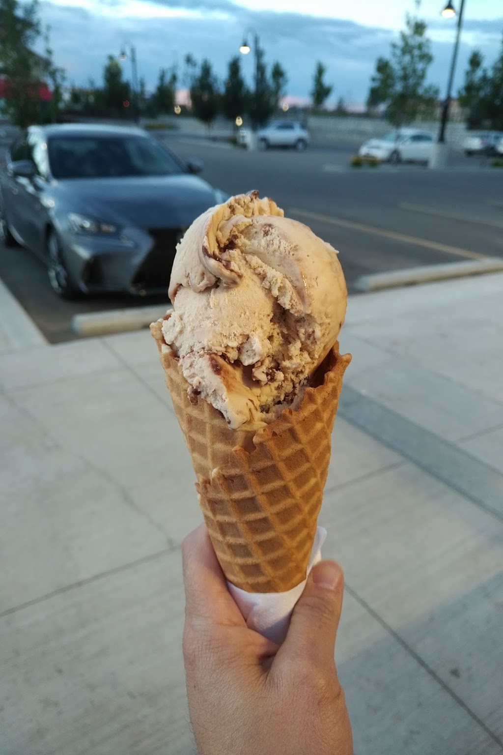 XO Ice Cream & Waffles | 808, 100 Auburn Meadows Drive Southeast, Auburn Bay, AB T3M 2G5, Canada | Phone: (403) 370-6435