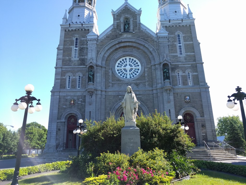 Sanctuaire Sainte-Marguerite-DYouville | 201, rue Sainte-Anne, Varennes, QC J3X 1R6, Canada | Phone: (450) 652-2873