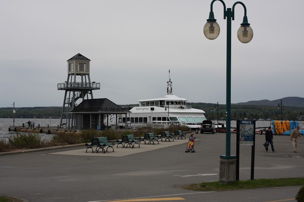 Croisière en pirogue | 1032 Rte Verte 1, Magog, QC J1X 2C3, Canada | Phone: (819) 574-0039