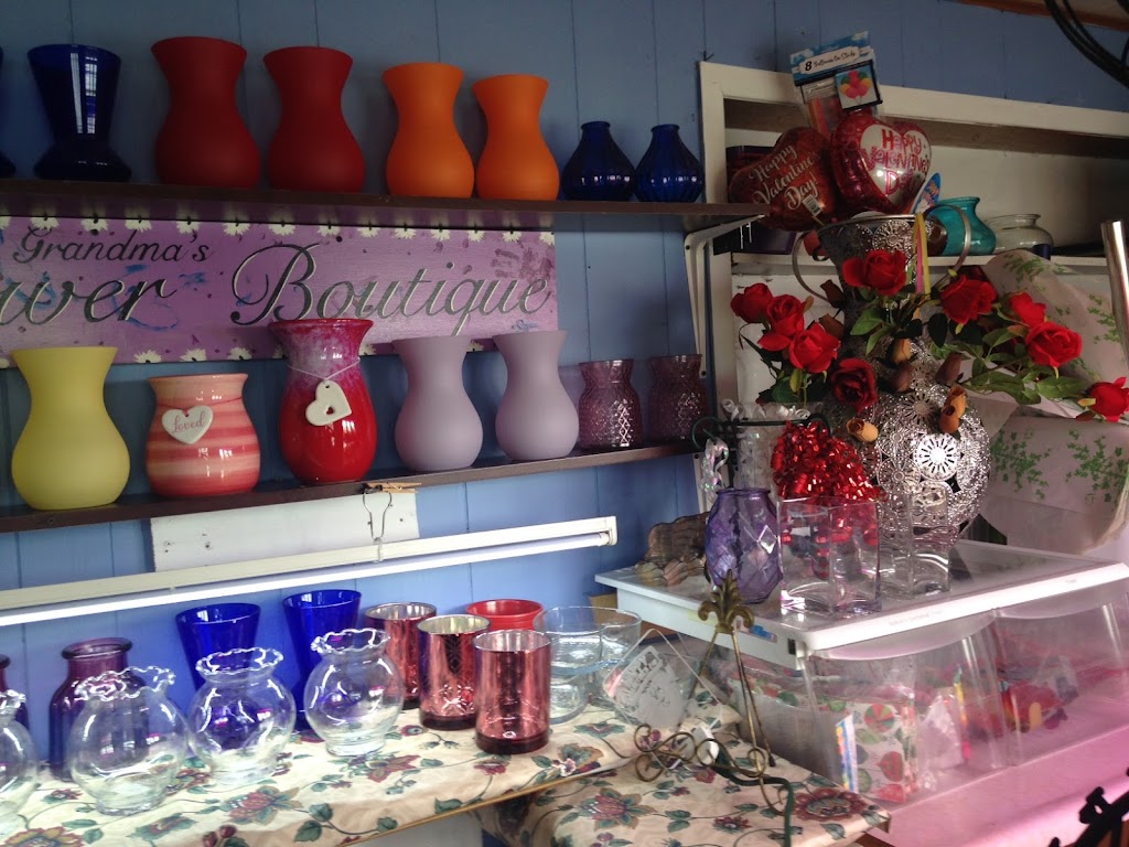 The Flower Boutique | 25187 Big Pointe Rd, Grande Pointe, ON N0P 1S0, Canada | Phone: (519) 352-9155