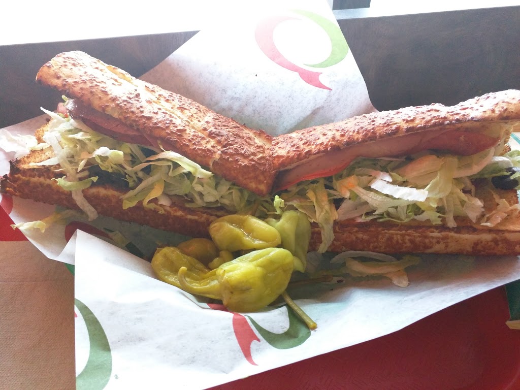 Quiznos | 5170 Dixie Rd, Mississauga, ON L4W 1E3, Canada | Phone: (905) 282-9101