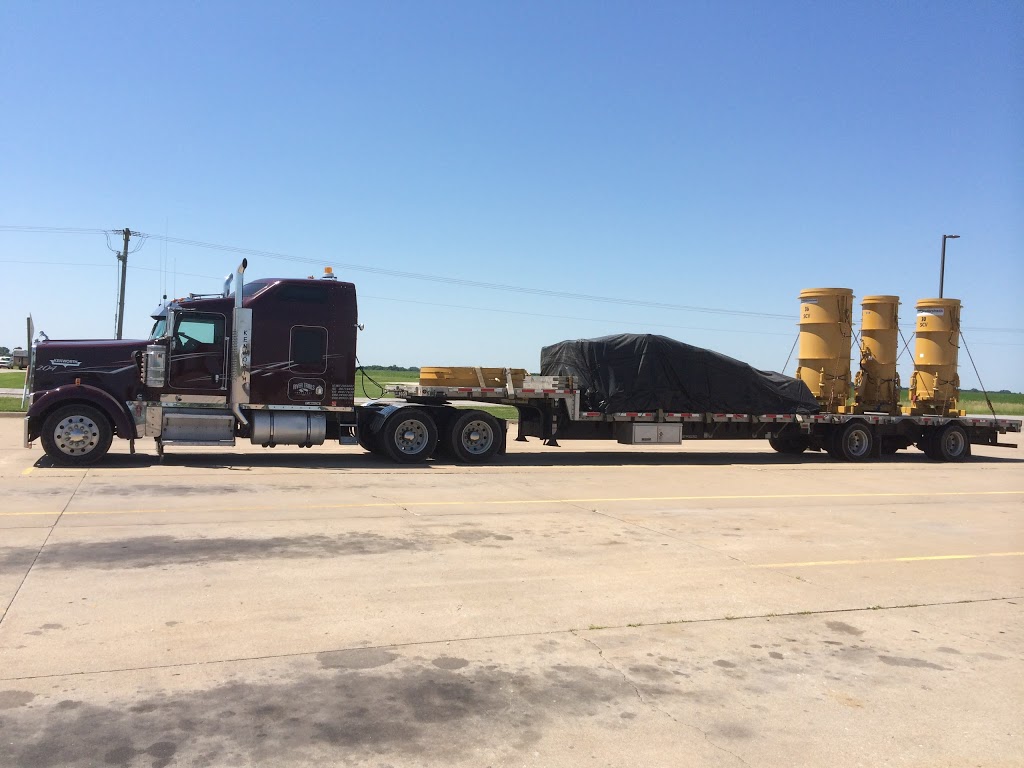 River Trails Transport LTD | 32008 RD 1E, Rosenort, MB R0G 1W0, Canada | Phone: (204) 746-2050