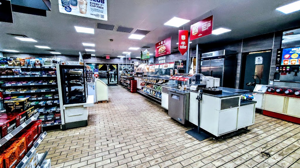 7-Eleven | 4602 50 Ave, Rocky Mountain House, AB T4T 1B9, Canada | Phone: (403) 845-4664