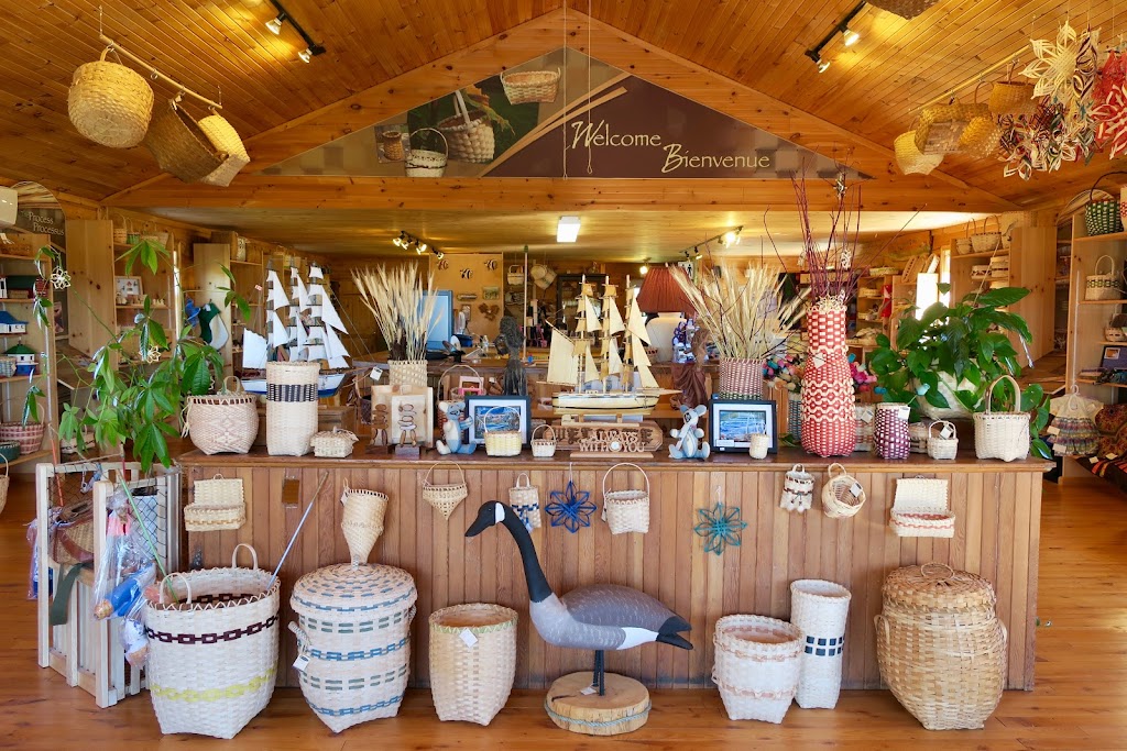 Island Traditions Store | 17 Sunnyside Rd, Richmond, PE C0B 1Y0, Canada | Phone: (902) 854-3063