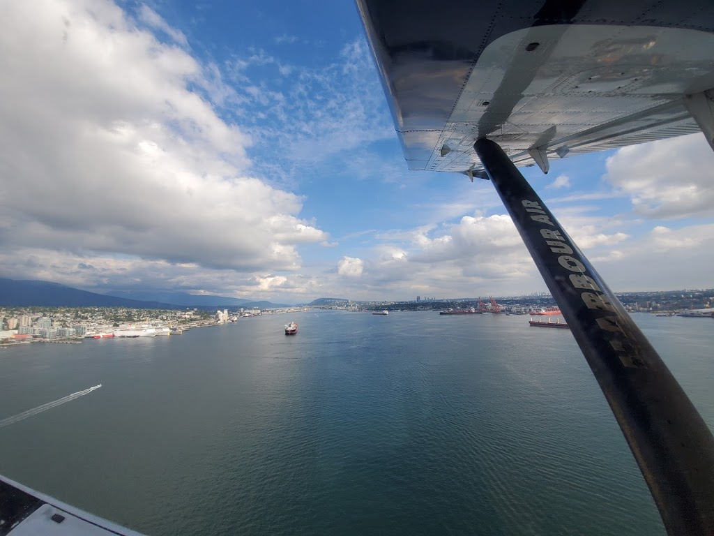 Harbour Air Seaplanes | 1055 Canada Pl, Vancouver, BC V6C 0C3, Canada | Phone: (604) 274-1277