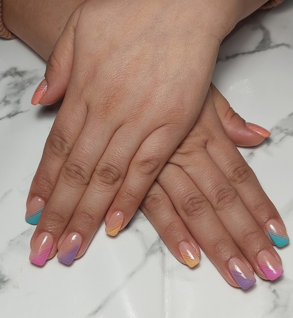 Ongles luna | 490 Rue du Rubanier, Granby, QC J2H 2R8, Canada | Phone: (450) 775-0941