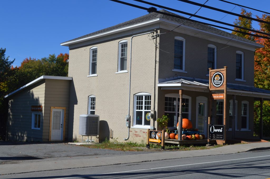 Café Méridien | 869 Boulevard des Bois Francs S, Victoriaville, QC G6P 5W1, Canada | Phone: (819) 604-6446