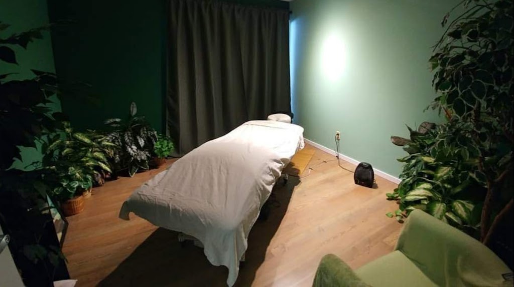 Michelles Registered Massage Therapy | 47400 Extrom Rd, Chilliwack, BC V2R 4T1, Canada | Phone: (604) 316-1427