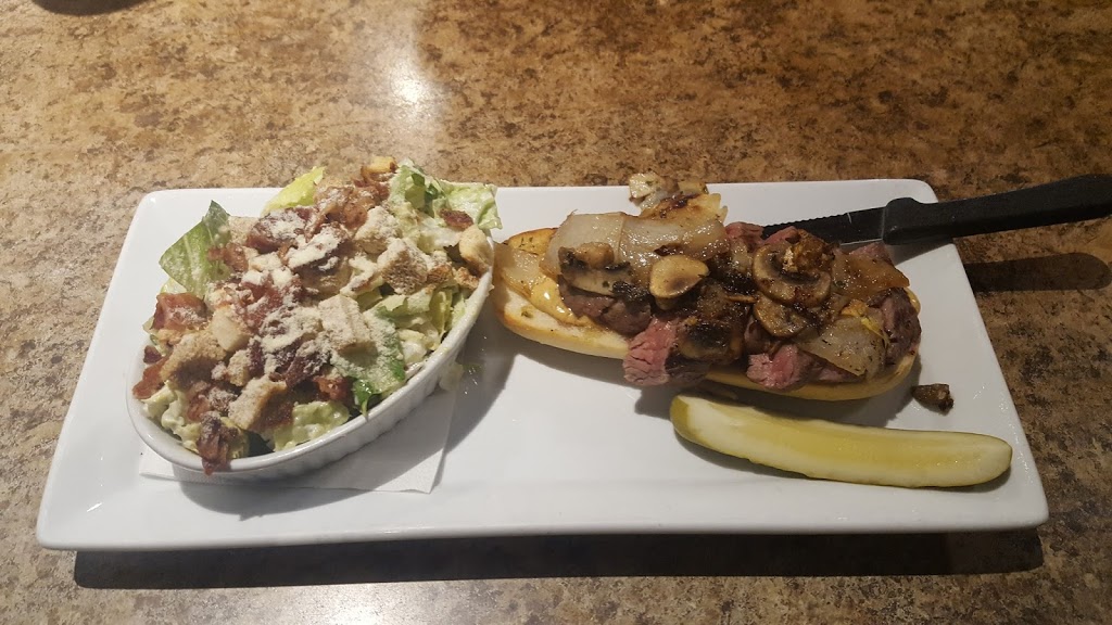 Broadway Bar & Grill | 1615 Orléans Blvd, Orléans, ON K1C 7E2, Canada | Phone: (613) 830-3314