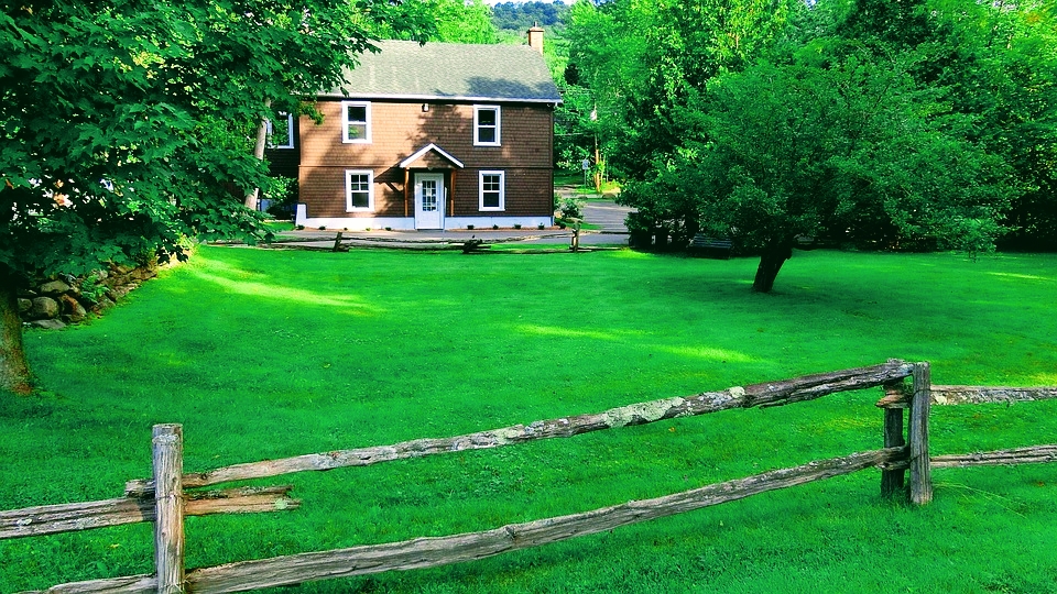 J.D Home Lawn - Landscaping & Property Maintenance | 7960 Oakwood Dr, Niagara Falls, ON L2E 6S5, Canada | Phone: (289) 212-4330