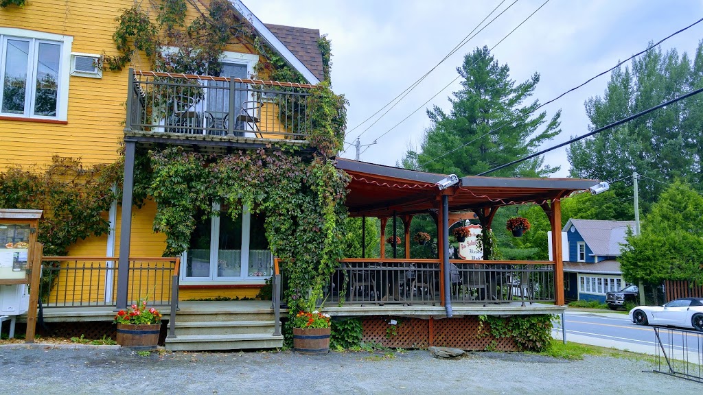 Auberge au Soleil Levant | 499 Rue Principale, Piopolis, QC G0Y 1H0, Canada | Phone: (866) 583-5697