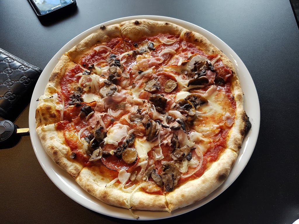 Al Buco Pizzeria | 2638 E Hastings St, Vancouver, BC V5K 1Z6, Canada | Phone: (604) 253-0765