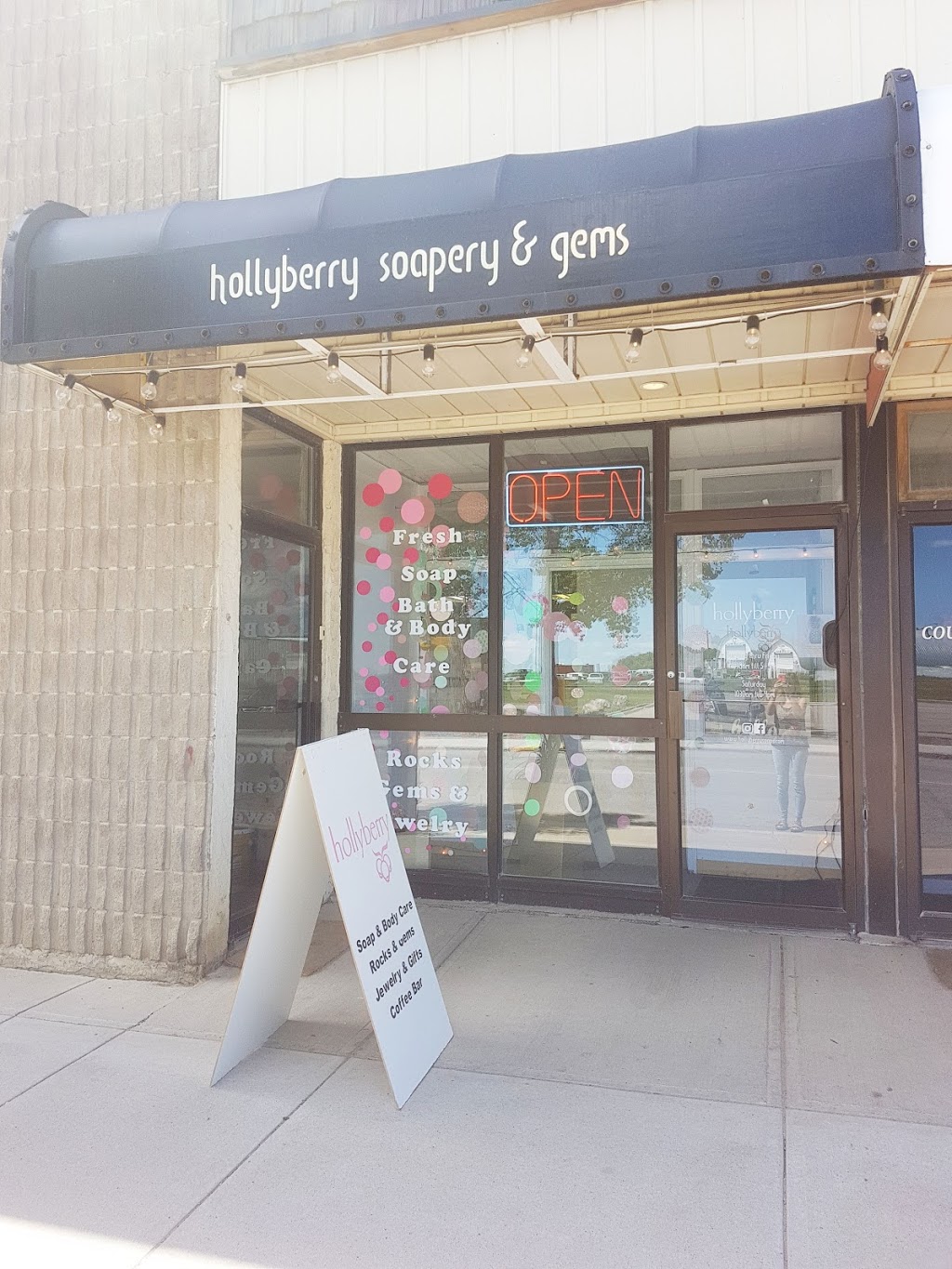 Hollyberry Soaps | 517 10th Ave unit 6, Carstairs, AB T0M 0N0, Canada | Phone: (403) 771-5464