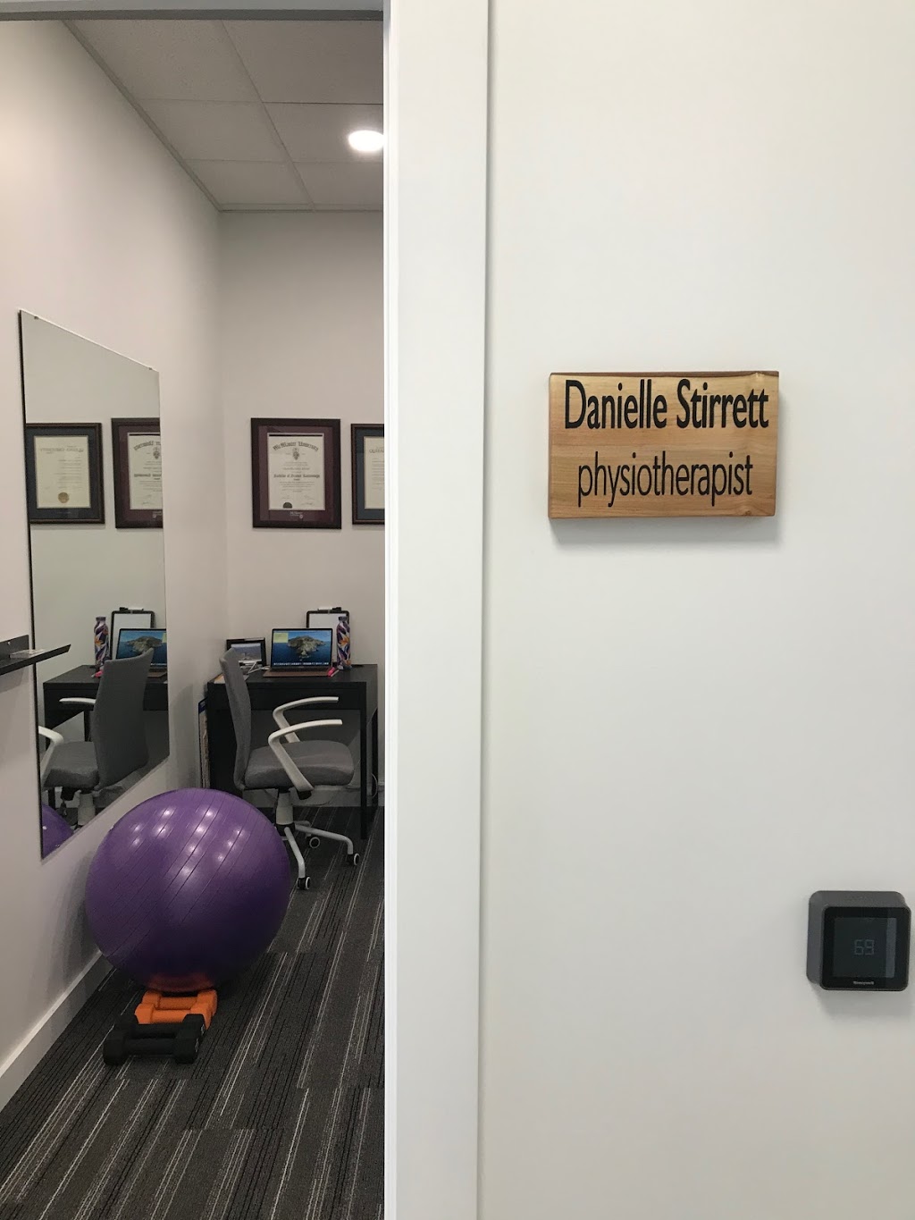 Danielle Stirrett Physiotherapy | 110 Anne St S Unit 3, Barrie, ON L4N 2E3, Canada | Phone: (705) 986-4582