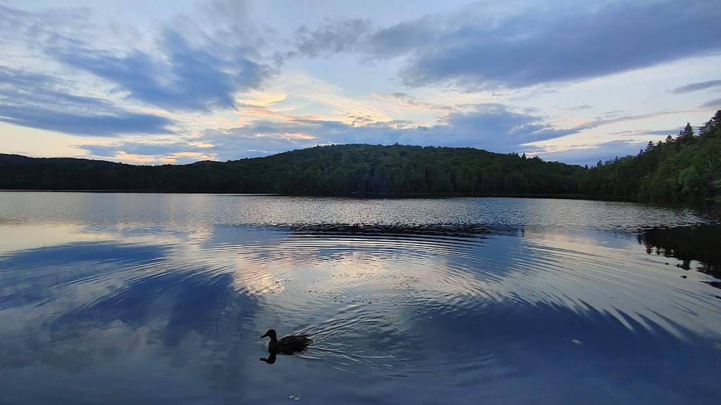 Hébergement - Yourte - Chalet au Lac Copping | 3318 Chem. des Lacs, Notre-Dame-de-la-Merci, QC J0T 2A0, Canada | Phone: (819) 507-1859