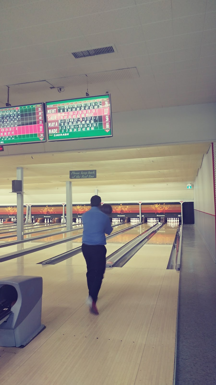 Bowlerama Rexdale | 115 Rexdale Blvd, Etobicoke, ON M9W 1P1, Canada | Phone: (416) 743-8388