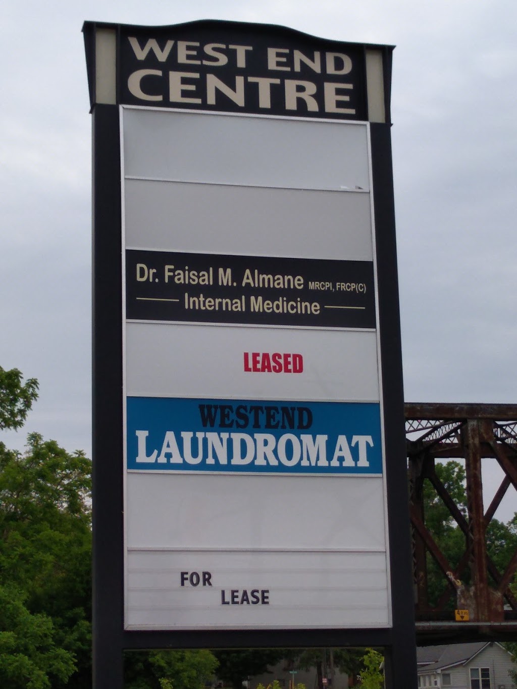 West End Laundromat | 300 Main St Unit 3, Woodstock, ON N4S 1T3, Canada | Phone: (519) 536-1385