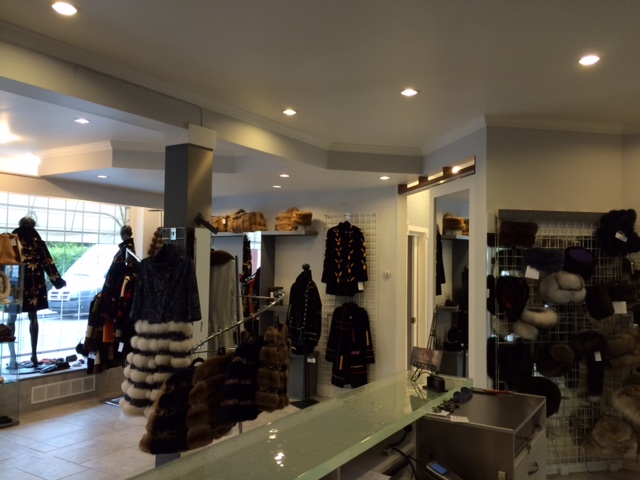 Chato Mode Furs | 16 Avenue Bégin, Lévis, QC G6V 4B8, Canada | Phone: (418) 837-5409