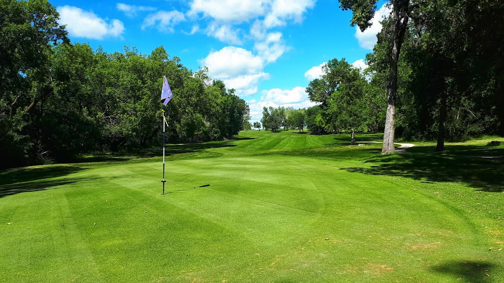 John Blumberg Golf Course | 4540 Portage Ave, Headingley, MB R4H 1C8, Canada | Phone: (204) 986-3490