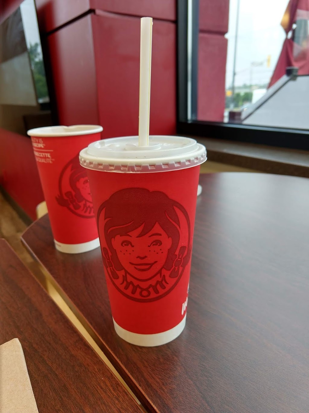 Wendys | 1124 Chemong Rd Rr #1, Peterborough, ON K9J 6X2, Canada | Phone: (705) 745-7629