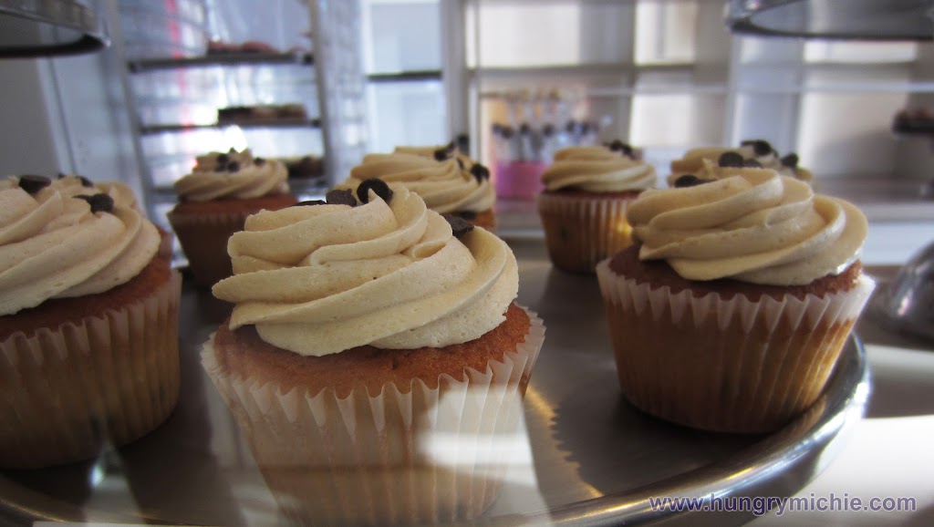 The Cupcake Shoppe | 2417 Yonge St, Toronto, ON M4P 2E7, Canada | Phone: (416) 322-6648