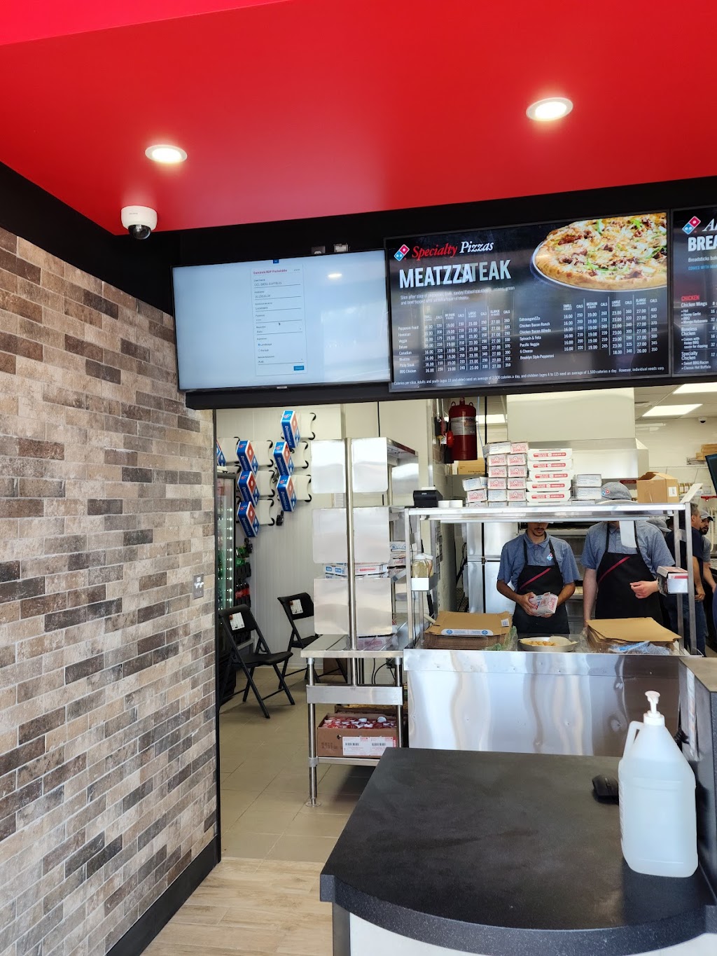 Dominos Pizza | 2952 Bank St Unit 6, Ottawa, ON K1T 1N8, Canada | Phone: (613) 738-4444