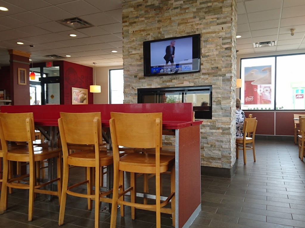 Wendys | 1980 Hyde Park Rd, London, ON N6H 5L9, Canada | Phone: (519) 473-1980