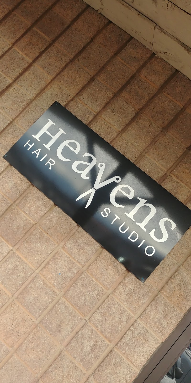 Heavens Hair Studio | 3860 Dominion Rd, Ridgeway, ON L0S 1N0, Canada | Phone: (905) 894-5675