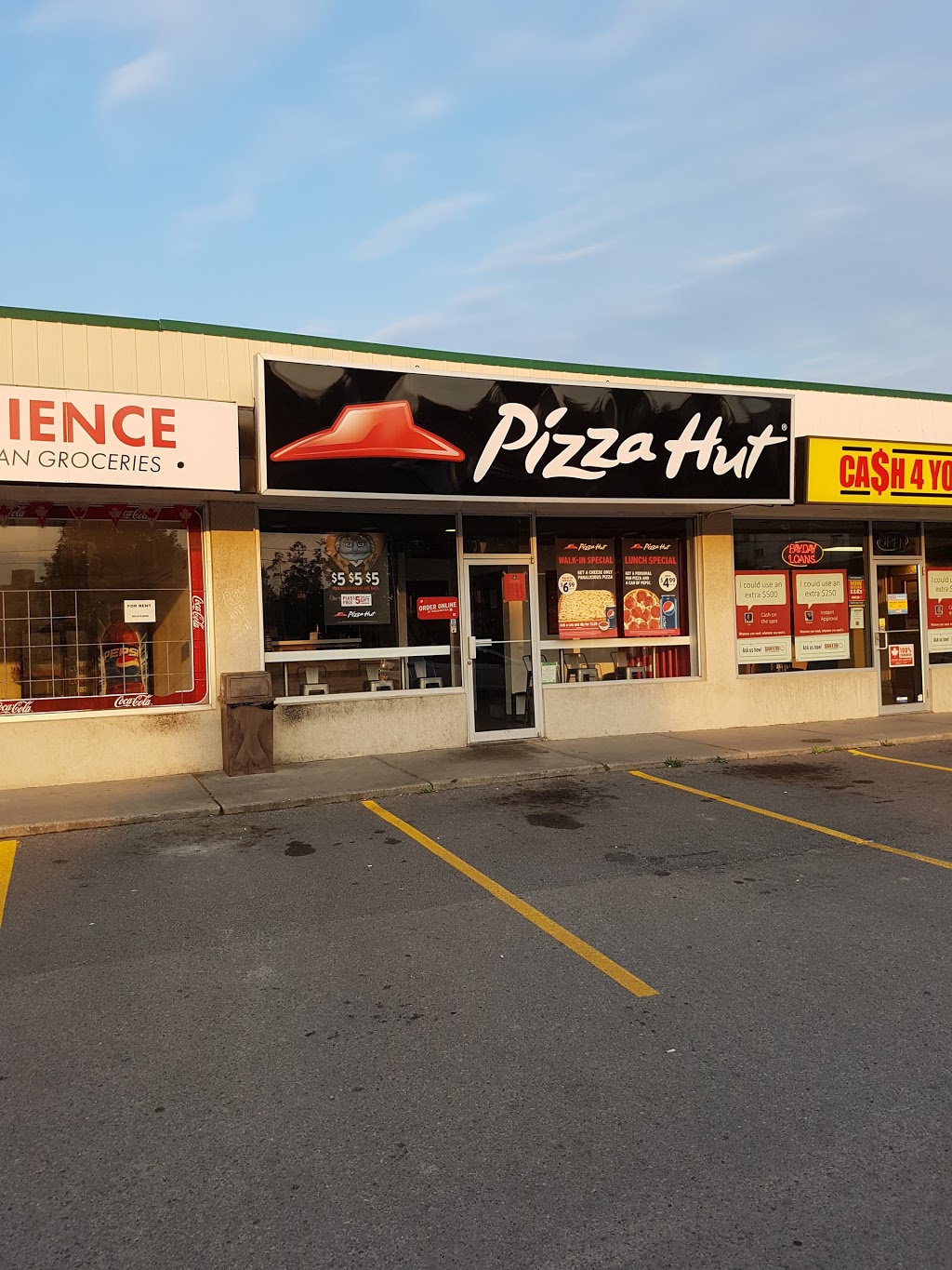 Pizza Hut | 1206 Simcoe St N, Oshawa, ON L1G 4W9, Canada | Phone: (905) 571-1300