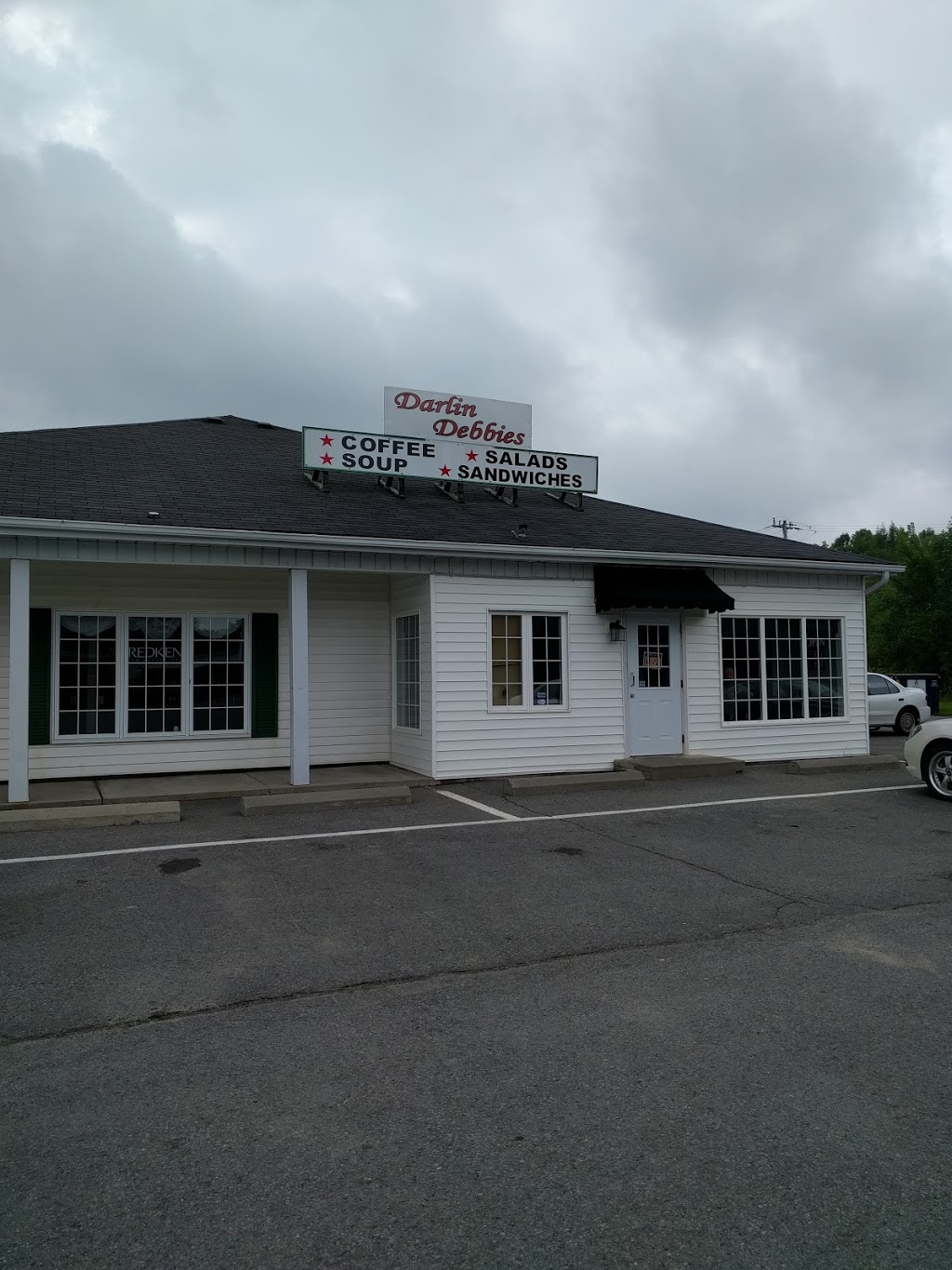 Darlin Debbies Restaurant | 5503 62 Hwy, Belleville, ON K8N 4Z7, Canada | Phone: (613) 966-2440